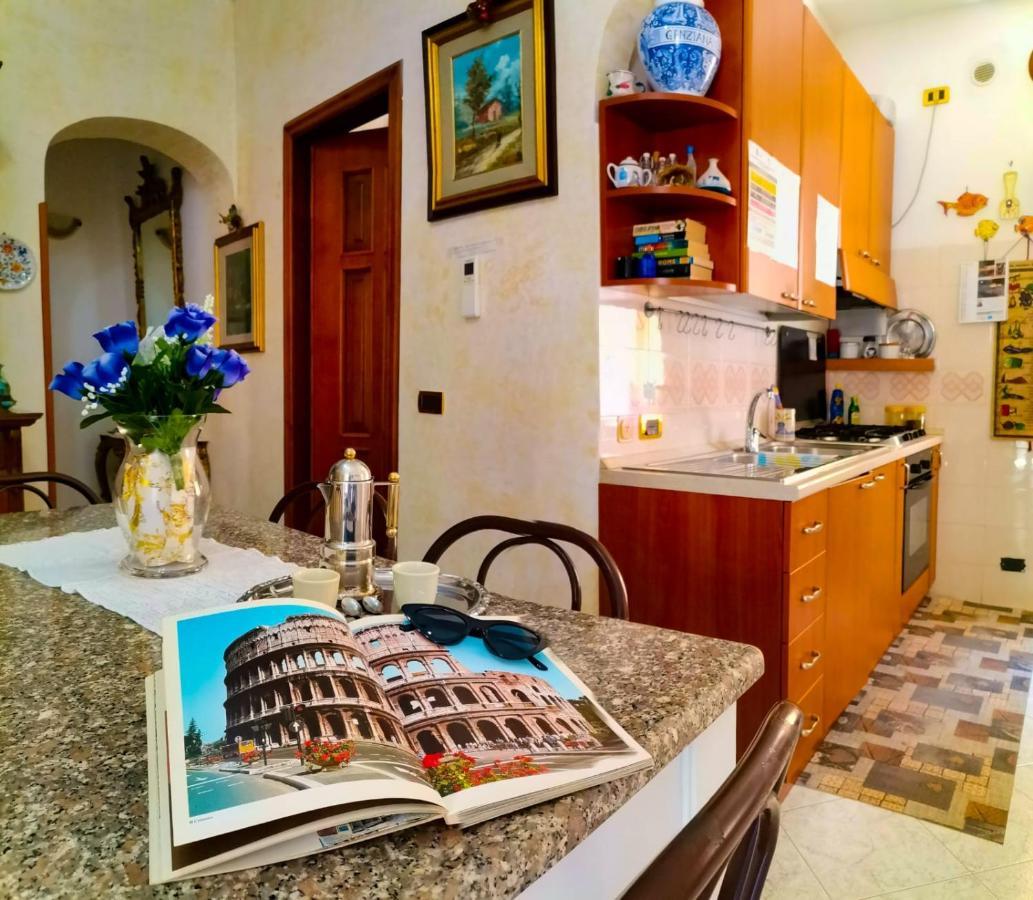 Francesca House Apartment อัตรานี ภายนอก รูปภาพ