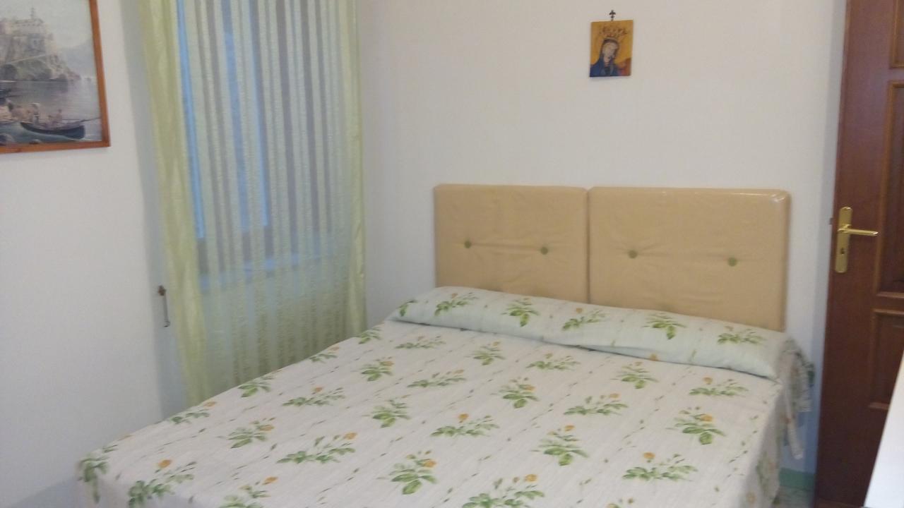 Francesca House Apartment อัตรานี ภายนอก รูปภาพ